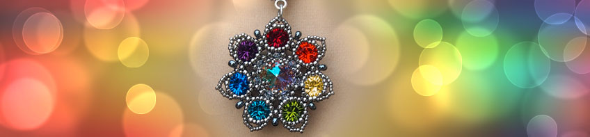 seven-colored flower pendant beading pattern, crystal flower beading tutorial