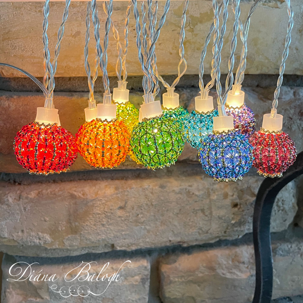 Beading kit for 12 Lantern beaded beads by Diána Balogh