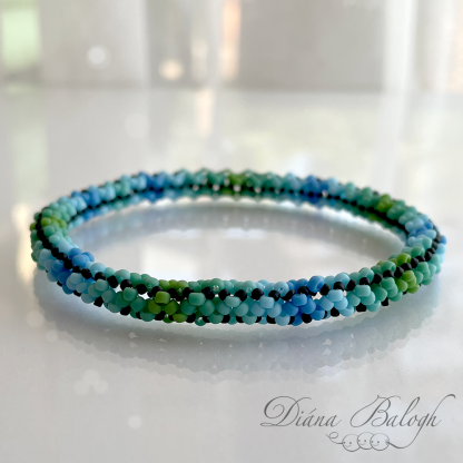Zigzag chenille bracelet beading tutorial - Image 2