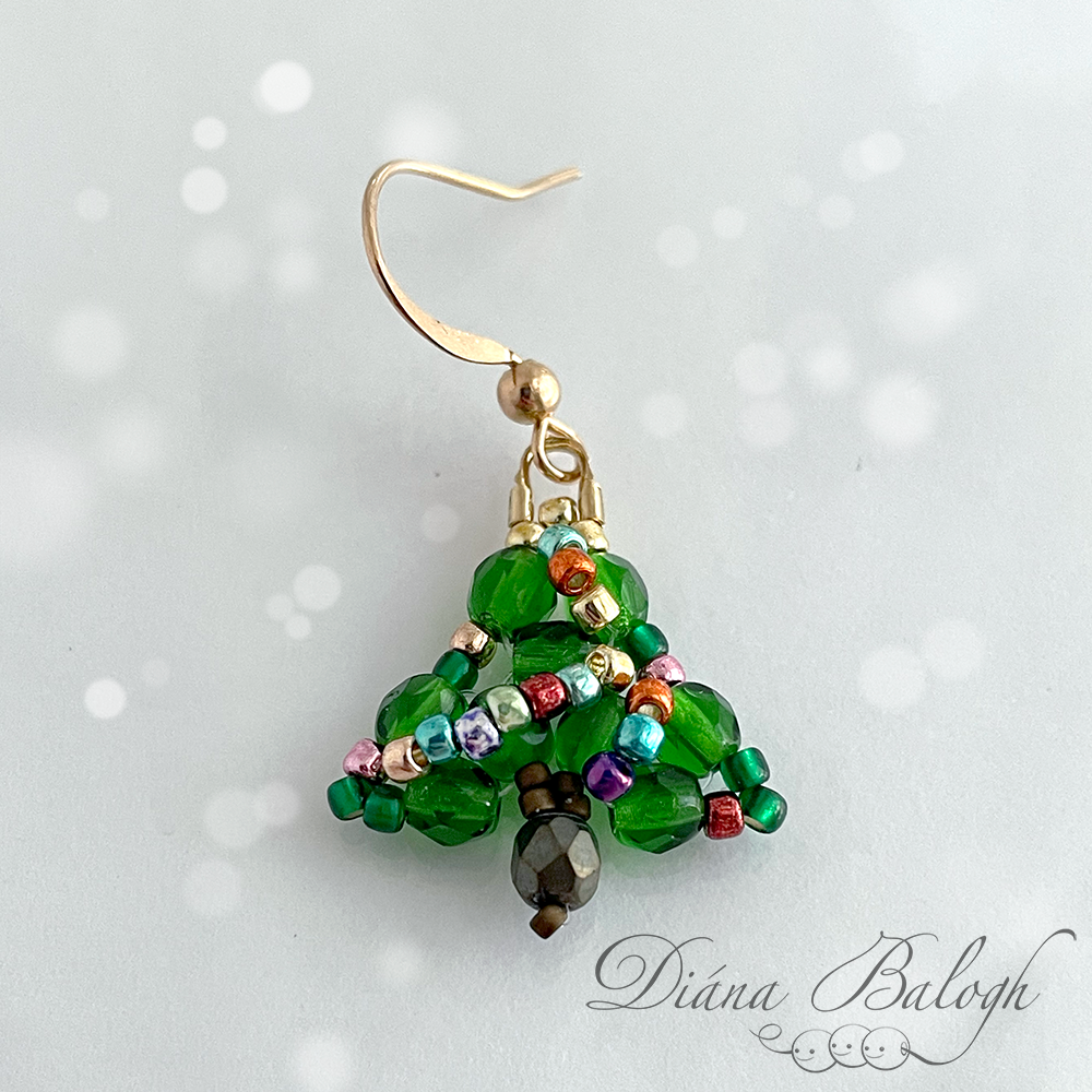 Christmas tree earrings, bookmark and pendant beading tutorial - Image 3